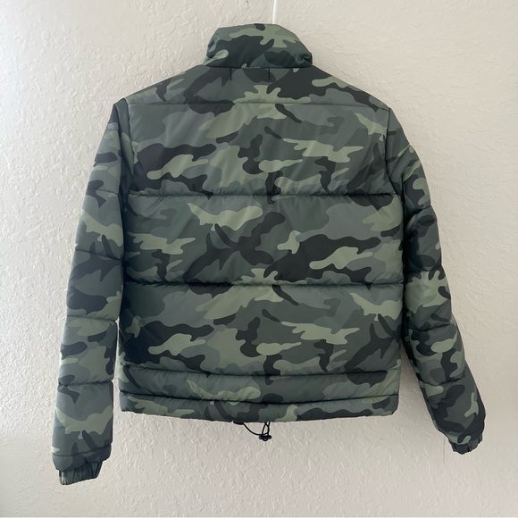 Camo Green Puffer Jacket - Picture 6 of 7